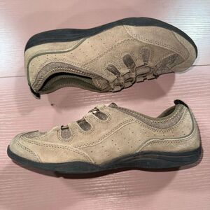 Lands End Shoes Womens 6.5 B Casual Slip On Sneakers Brown Suede Low Top Comfort